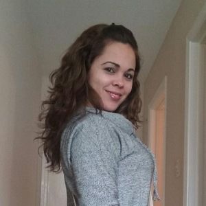 Meet your Posher, Yelenys